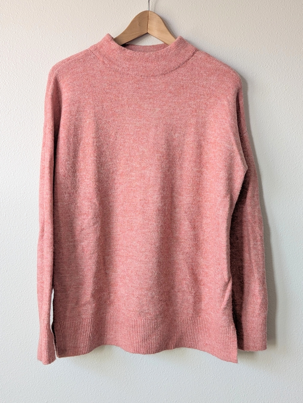 LOFT Mock Neck Sweater in Peach Size M